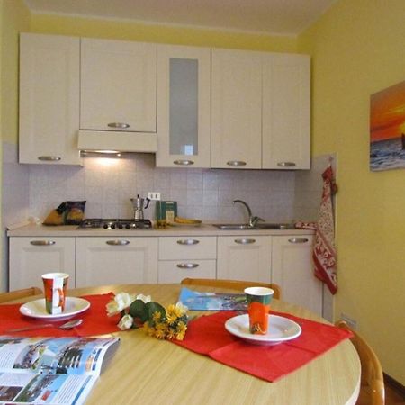 Cosy Apartment Quiet Bulding - Ac - Washing Machine - Private Parking Bibione Exterior photo